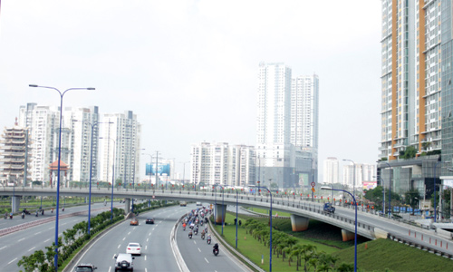 Theo chuyên gia Trần Khánh Quang, đầu tư căn hộ có thể hoàn vốn và bắt đầu thu lãi ròng từ năm thứ 15 trở đi. 